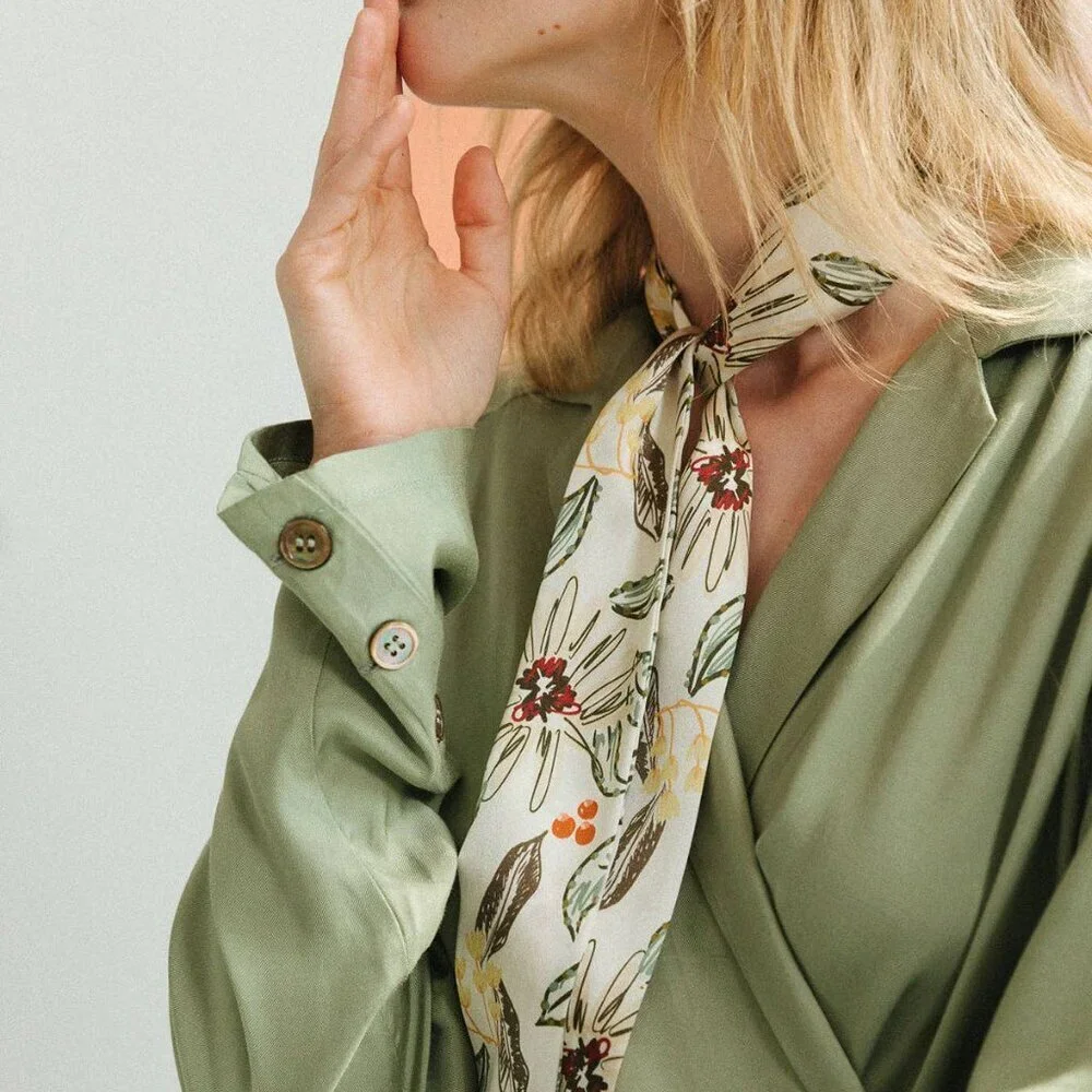 NWT Lost Pattern NYC Forest Charm Silk Skinny Scarf – Vanilla